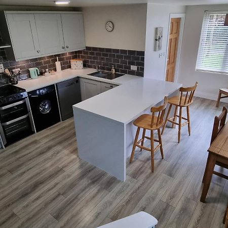 Oak Cottage Ashford Екстериор снимка
