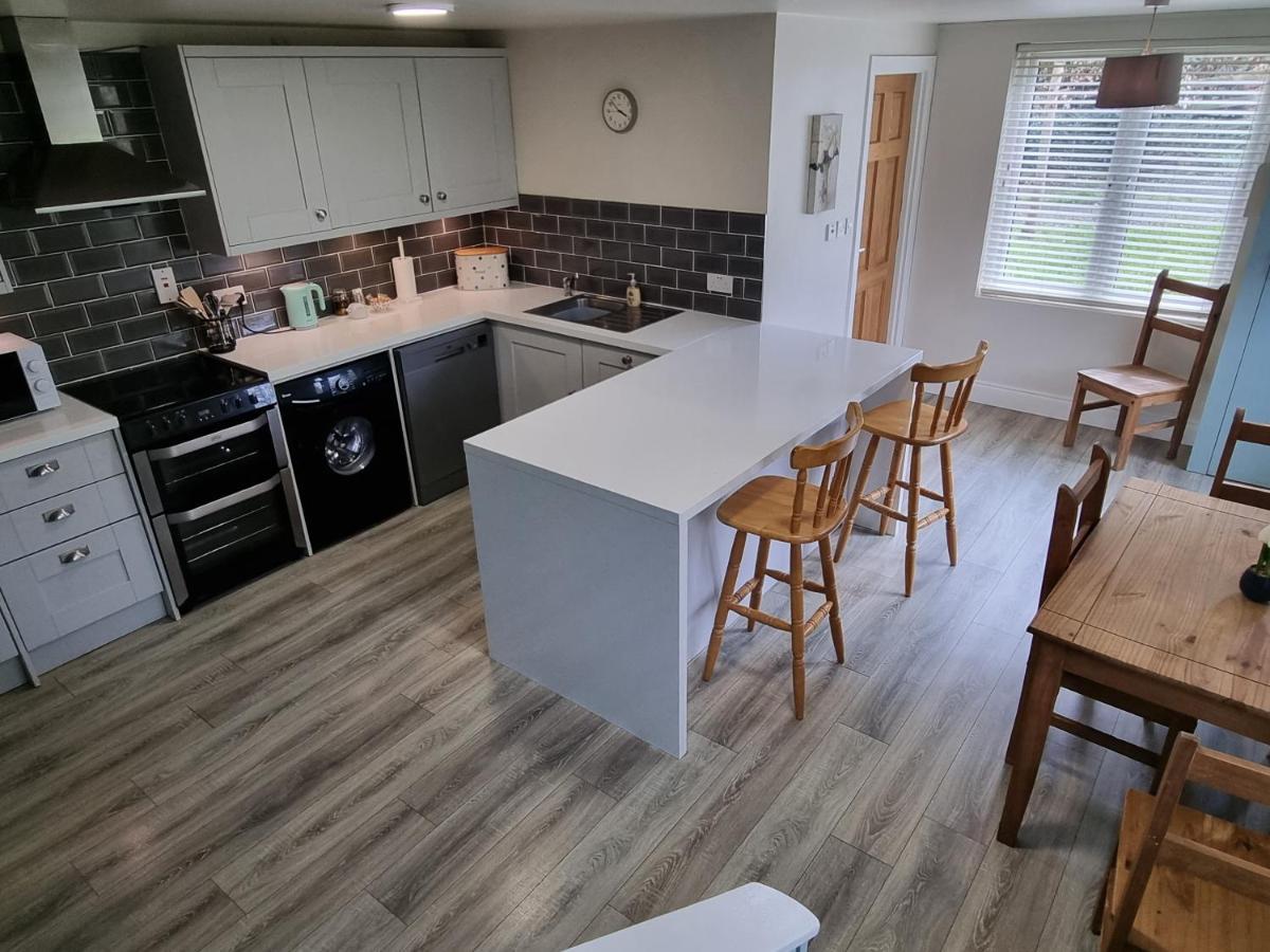 Oak Cottage Ashford Екстериор снимка